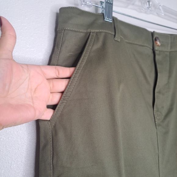 Ann Taylor LOFT Military Green Cargo Skirt Women's Size 10 Open Front - Picture 4 of 16